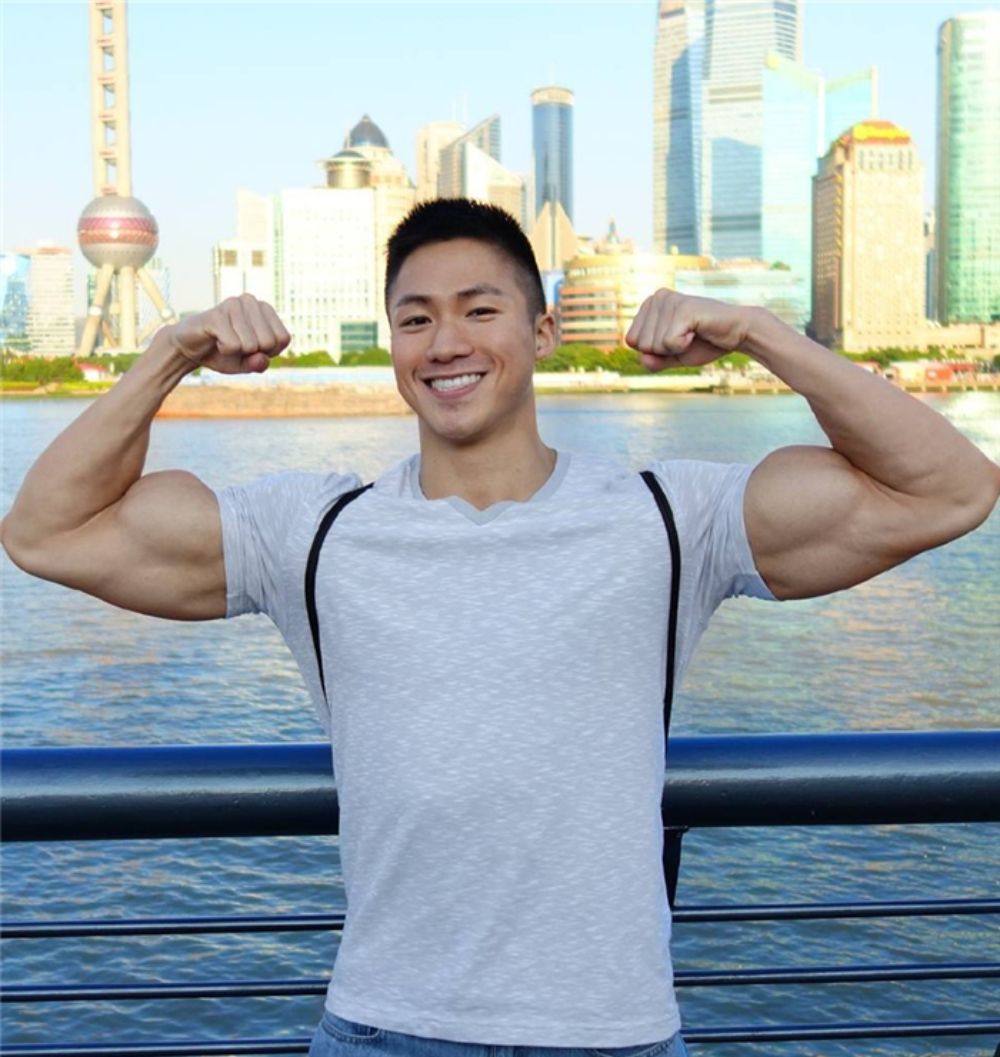 工科型男Alex的模卡