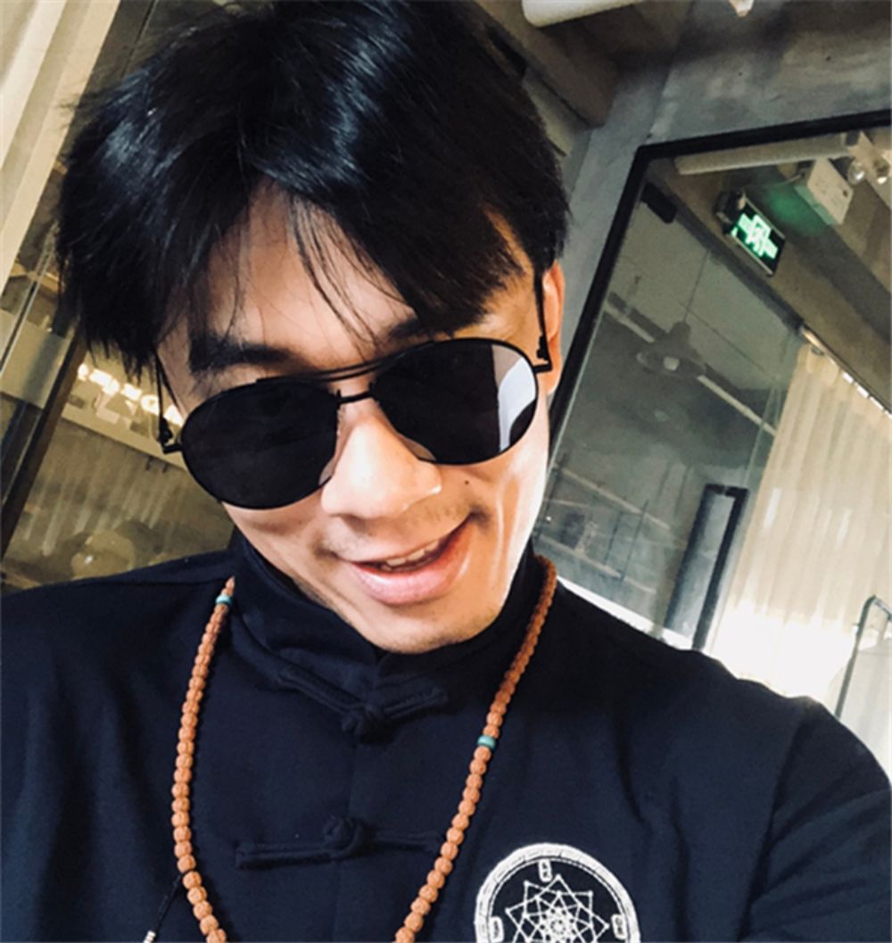 Louis刘肖斌 的模卡